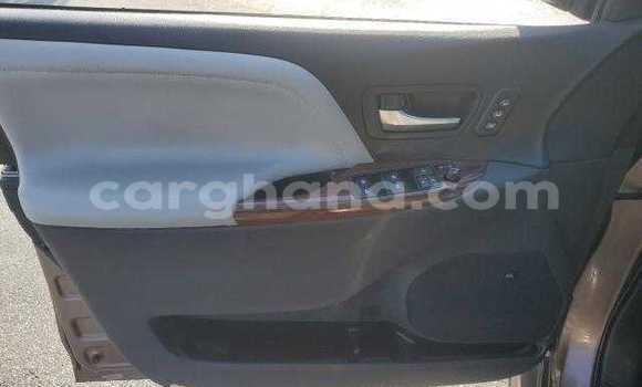 Ra Àlòkù Toyota Sienna Miiran Ọkọ̀ in Accra ni Greater Accra Ra Àlòkù Toyota Sienna Miiran Ọkọ̀ in Accra ni Greater Accra