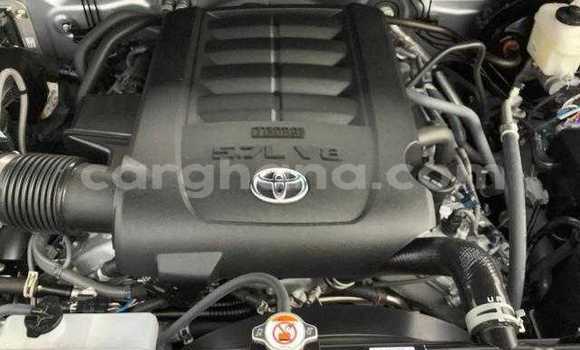 Sayi Na hannu Toyota Tundra Azurfa Mota in Accra a Greater Accra Sayi Na hannu Toyota Tundra Azurfa Mota in Accra a Greater Accra