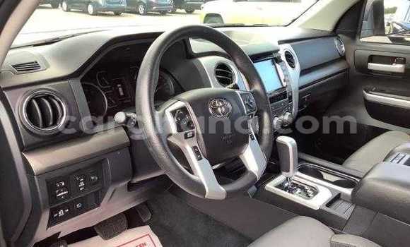 Sayi Na hannu Toyota Tundra Azurfa Mota in Accra a Greater Accra Sayi Na hannu Toyota Tundra Azurfa Mota in Accra a Greater Accra