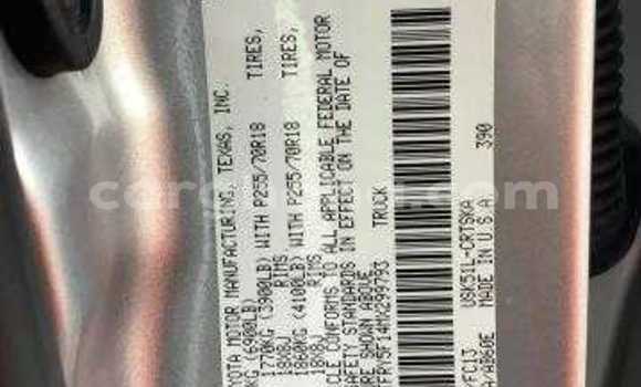 Sayi Na hannu Toyota Tundra Azurfa Mota in Accra a Greater Accra Sayi Na hannu Toyota Tundra Azurfa Mota in Accra a Greater Accra