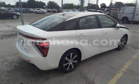 Buy Used Toyota Mirai White Car in Accra in Greater Accra Buy Used Toyota Mirai White Car in Accra in Greater Accra