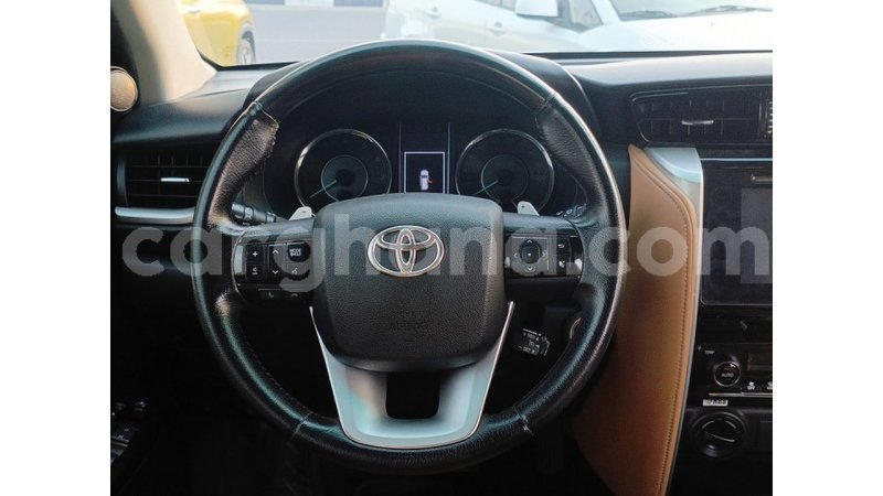 Big with watermark toyota fortuner ashanti import dubai 49204