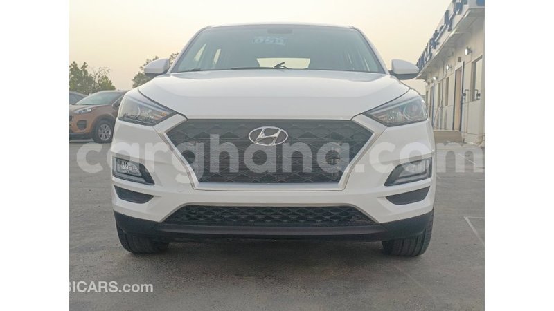 Big with watermark hyundai tucson ashanti import dubai 49205