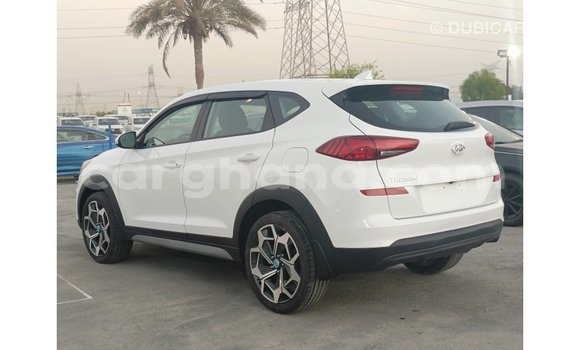 Ra Imported Hyundai Tucson funfun Ọkọ̀ in Import - Dubai ni Ashanti Ra Imported Hyundai Tucson funfun Ọkọ̀ in Import - Dubai ni Ashanti