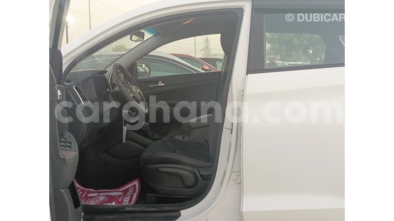 Big with watermark hyundai tucson ashanti import dubai 49205