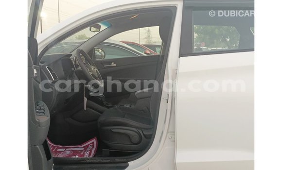 Ra Imported Hyundai Tucson funfun Ọkọ̀ in Import - Dubai ni Ashanti Ra Imported Hyundai Tucson funfun Ọkọ̀ in Import - Dubai ni Ashanti