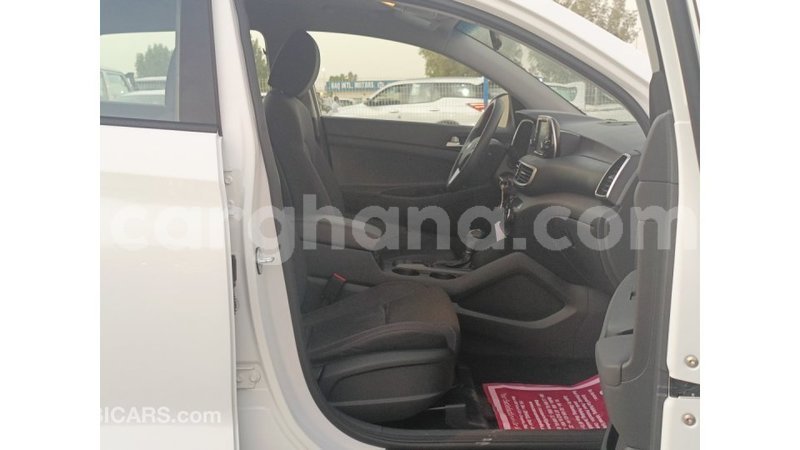 Big with watermark hyundai tucson ashanti import dubai 49205