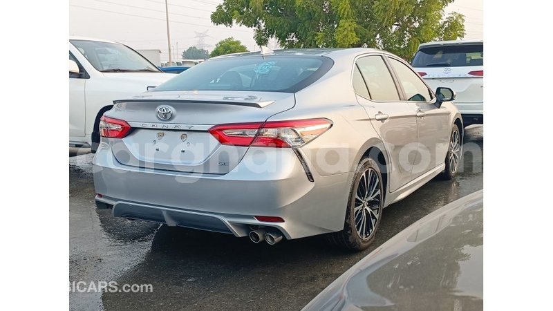 Big with watermark toyota camry ashanti import dubai 49207