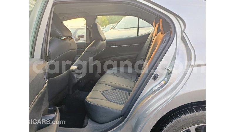 Big with watermark toyota camry ashanti import dubai 49207