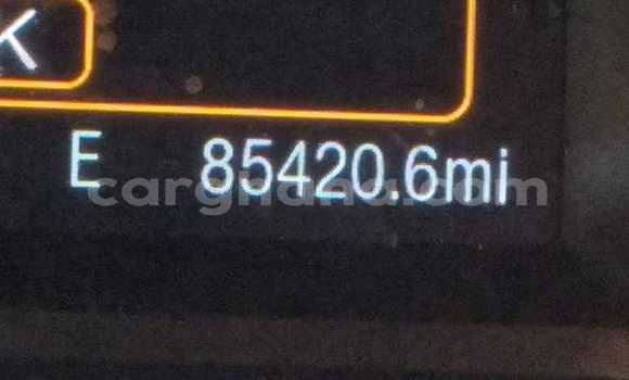 Buy Used Ford Explorer White Car in Accra in Greater Accra Buy Used Ford Explorer White Car in Accra in Greater Accra