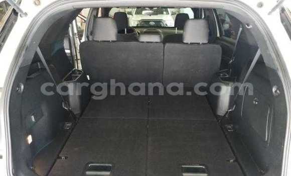 Buy Used Ford Explorer White Car in Accra in Greater Accra Buy Used Ford Explorer White Car in Accra in Greater Accra