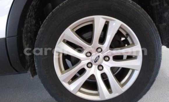 Buy Used Ford Explorer White Car in Accra in Greater Accra Buy Used Ford Explorer White Car in Accra in Greater Accra