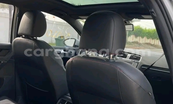 Ra Àlòkù Volkswagen Golf GTI funfun Ọkọ̀ in Accra ni Greater Accra Ra Àlòkù Volkswagen Golf GTI funfun Ọkọ̀ in Accra ni Greater Accra