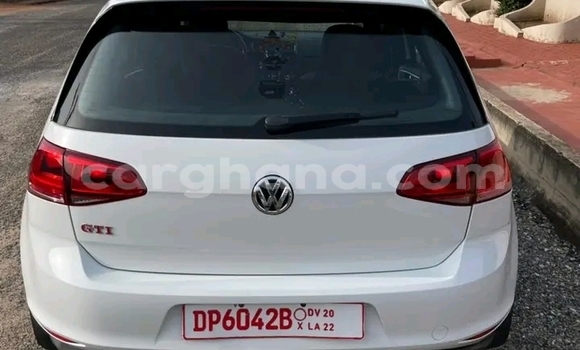 Ra Àlòkù Volkswagen Golf GTI funfun Ọkọ̀ in Accra ni Greater Accra Ra Àlòkù Volkswagen Golf GTI funfun Ọkọ̀ in Accra ni Greater Accra