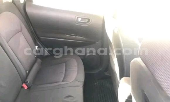 Ra Àlòkù Nissan Rogue funfun Ọkọ̀ in Accra ni Greater Accra Ra Àlòkù Nissan Rogue funfun Ọkọ̀ in Accra ni Greater Accra