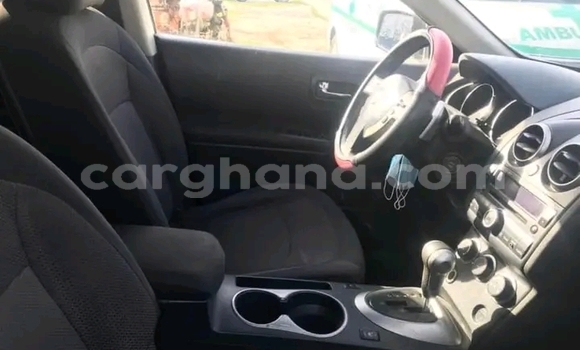 Ra Àlòkù Nissan Rogue funfun Ọkọ̀ in Accra ni Greater Accra Ra Àlòkù Nissan Rogue funfun Ọkọ̀ in Accra ni Greater Accra