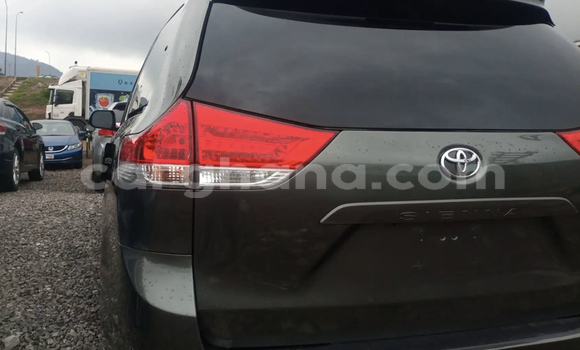 Ra Àlòkù Toyota Sienna Miiran Ọkọ̀ in Accra ni Greater Accra Ra Àlòkù Toyota Sienna Miiran Ọkọ̀ in Accra ni Greater Accra