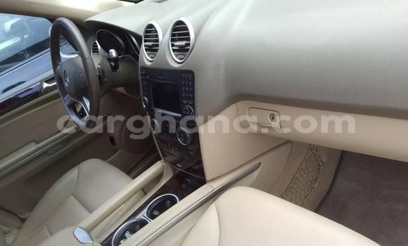 Ra Àlòkù Mercedes‒Benz ML–Class funfun Ọkọ̀ in Accra ni Greater Accra Ra Àlòkù Mercedes‒Benz ML–Class funfun Ọkọ̀ in Accra ni Greater Accra