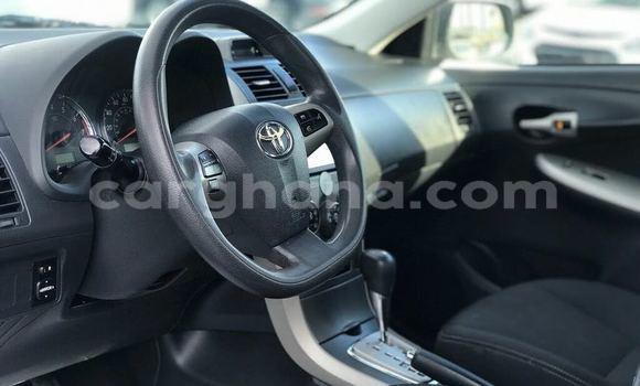 Ra Àlòkù Toyota Corolla funfun Ọkọ̀ in Accra ni Greater Accra Ra Àlòkù Toyota Corolla funfun Ọkọ̀ in Accra ni Greater Accra