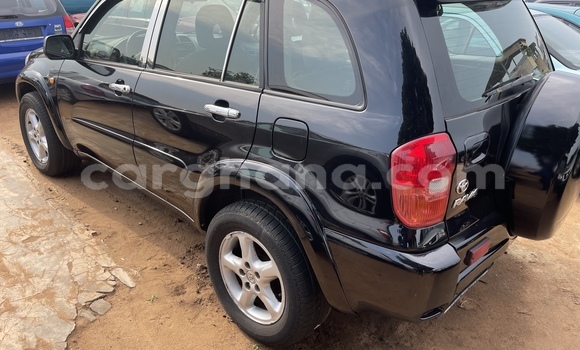 Ra Àlòkù Toyota RAV4 Black Ọkọ̀ in Accra ni Greater Accra Ra Àlòkù Toyota RAV4 Black Ọkọ̀ in Accra ni Greater Accra