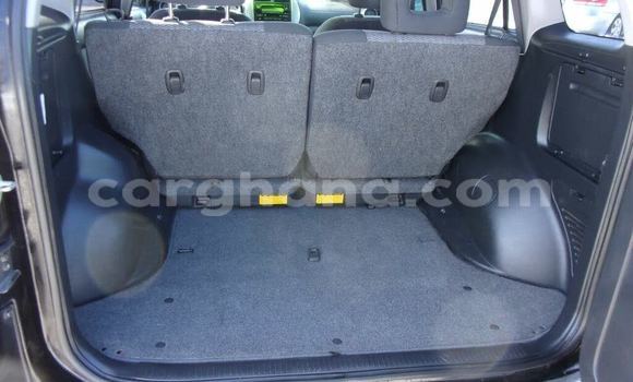 Ra Àlòkù Toyota RAV4 Black Ọkọ̀ in Accra ni Greater Accra Ra Àlòkù Toyota RAV4 Black Ọkọ̀ in Accra ni Greater Accra
