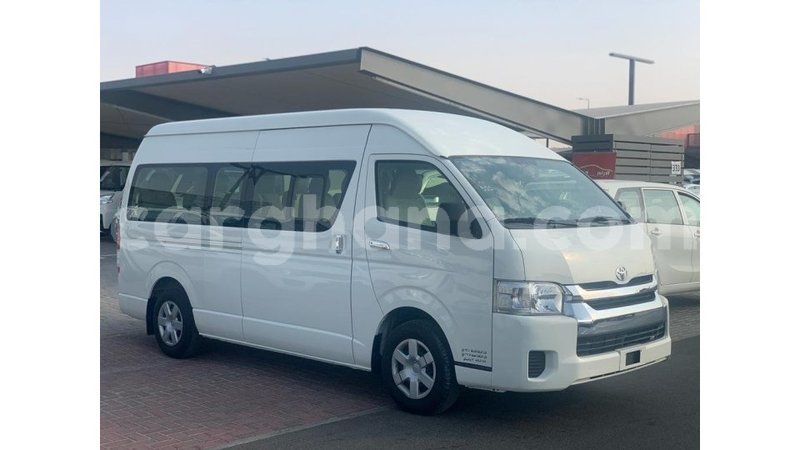 Big with watermark toyota hiace ashanti import dubai 49283