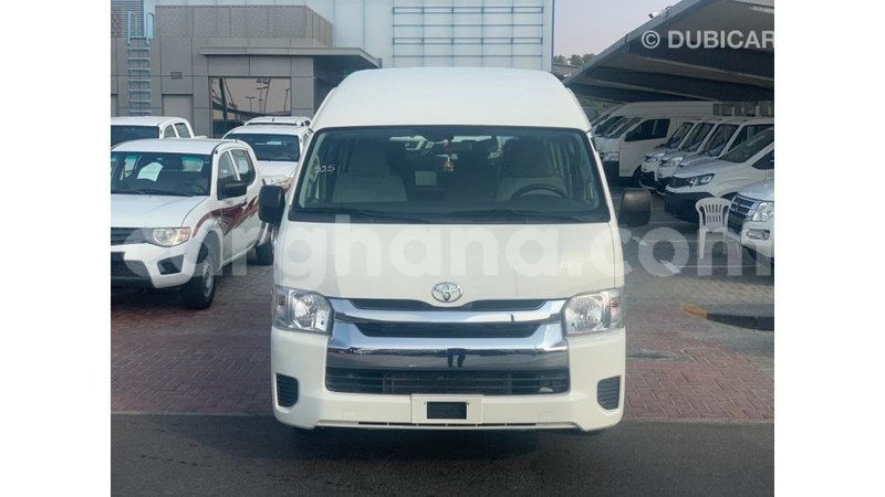 Big with watermark toyota hiace ashanti import dubai 49283