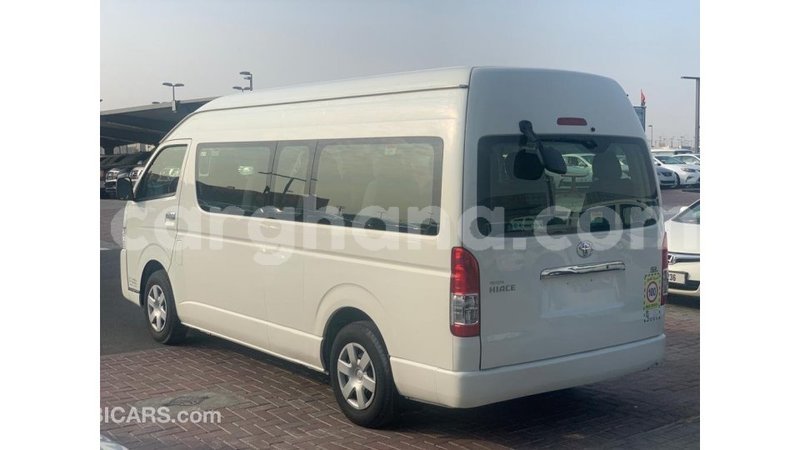 Big with watermark toyota hiace ashanti import dubai 49283