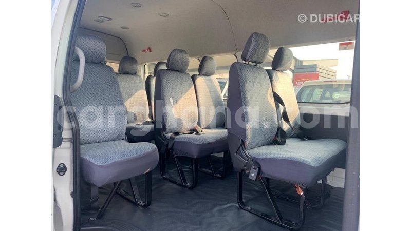 Big with watermark toyota hiace ashanti import dubai 49283