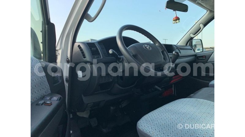 Big with watermark toyota hiace ashanti import dubai 49283