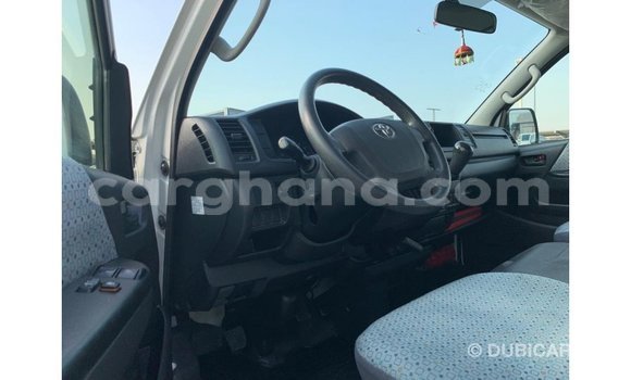 Ra Imported Toyota Hiace funfun Ọkọ̀ in Import - Dubai ni Ashanti Ra Imported Toyota Hiace funfun Ọkọ̀ in Import - Dubai ni Ashanti