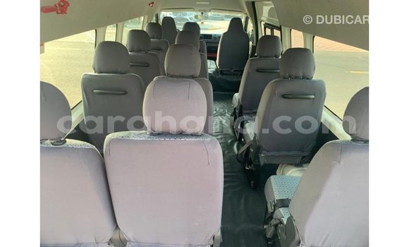 Ra Imported Toyota Hiace funfun Ọkọ̀ in Import - Dubai ni Ashanti Ra Imported Toyota Hiace funfun Ọkọ̀ in Import - Dubai ni Ashanti