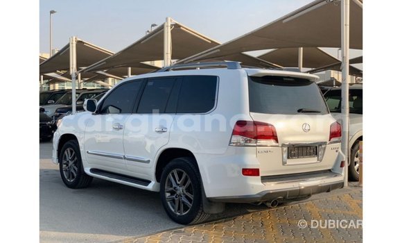 Ra Imported Lexus LX funfun Ọkọ̀ in Import - Dubai ni Ashanti Ra Imported Lexus LX funfun Ọkọ̀ in Import - Dubai ni Ashanti