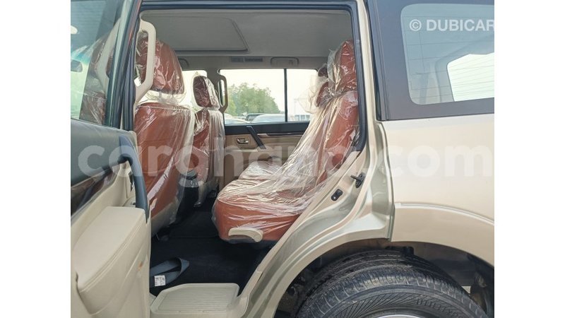 Big with watermark mitsubishi pajero ashanti import dubai 49292