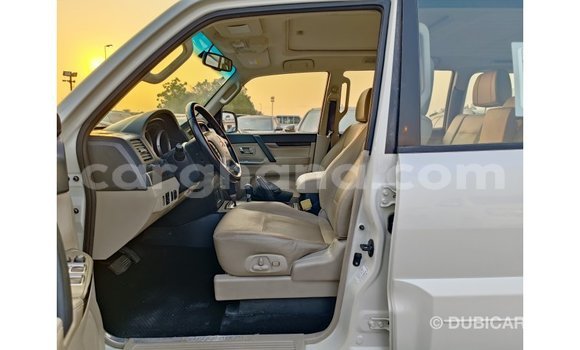 Buy Import Mitsubishi Pajero White Car in Import - Dubai in Ashanti Buy Import Mitsubishi Pajero White Car in Import - Dubai in Ashanti