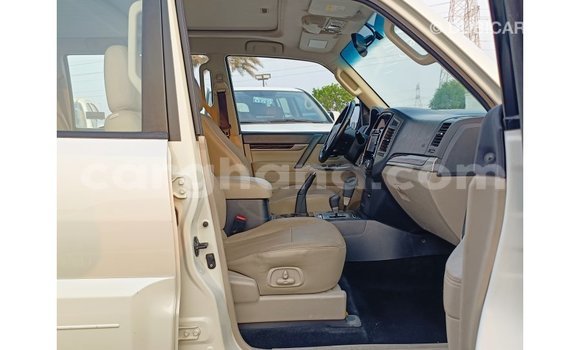 Buy Import Mitsubishi Pajero White Car in Import - Dubai in Ashanti Buy Import Mitsubishi Pajero White Car in Import - Dubai in Ashanti