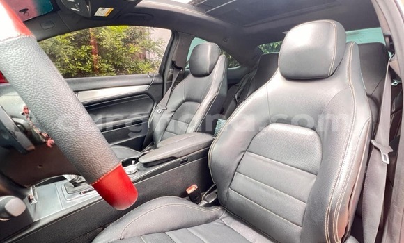 Buy Used Mercedes‒Benz C–Class Red Car in Accra in Greater Accra Buy Used Mercedes‒Benz C–Class Red Car in Accra in Greater Accra