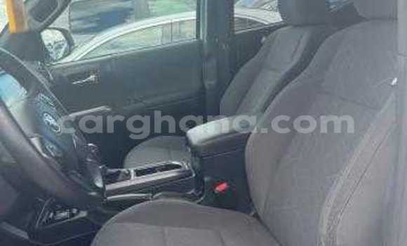 Sayi Na hannu Toyota Tacoma White Mota in Accra a Greater Accra Sayi Na hannu Toyota Tacoma White Mota in Accra a Greater Accra