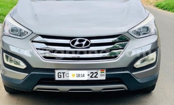 Ra Àlòkù Hyundai Santa Fe Miiran Ọkọ̀ in Accra ni Greater Accra