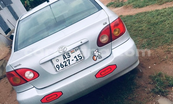 Sayi Na hannu Toyota Corolla Azurfa Mota in Accra a Greater Accra Sayi Na hannu Toyota Corolla Azurfa Mota in Accra a Greater Accra