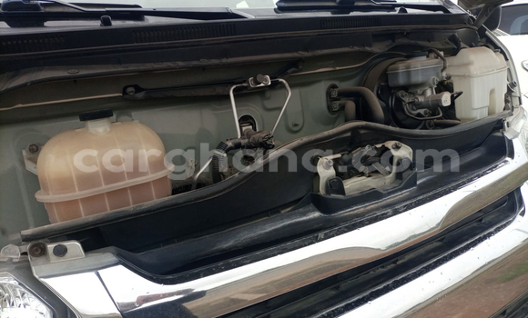 Sayi Na hannu Toyota Hiace White Mota in Accra a Greater Accra Sayi Na hannu Toyota Hiace White Mota in Accra a Greater Accra