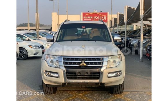 Ra Imported Mitsubishi Pajero funfun Ọkọ̀ in Import - Dubai ni Ashanti Ra Imported Mitsubishi Pajero funfun Ọkọ̀ in Import - Dubai ni Ashanti