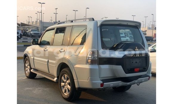 Ra Imported Mitsubishi Pajero funfun Ọkọ̀ in Import - Dubai ni Ashanti Ra Imported Mitsubishi Pajero funfun Ọkọ̀ in Import - Dubai ni Ashanti