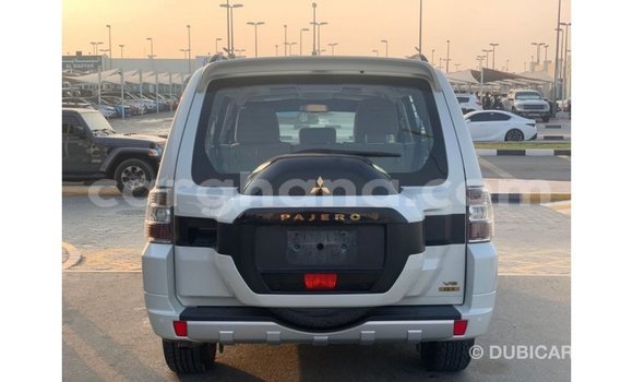 Ra Imported Mitsubishi Pajero funfun Ọkọ̀ in Import - Dubai ni Ashanti Ra Imported Mitsubishi Pajero funfun Ọkọ̀ in Import - Dubai ni Ashanti