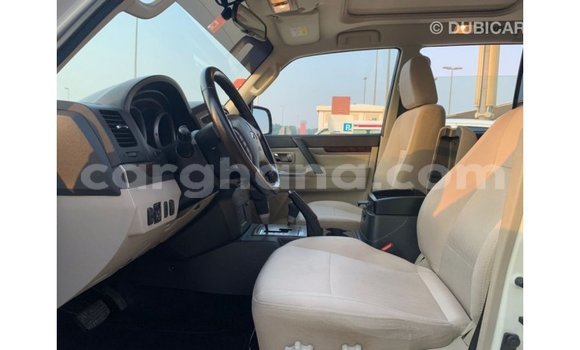 Ra Imported Mitsubishi Pajero funfun Ọkọ̀ in Import - Dubai ni Ashanti Ra Imported Mitsubishi Pajero funfun Ọkọ̀ in Import - Dubai ni Ashanti