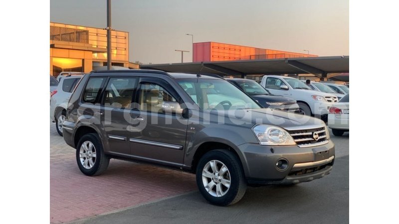 Big with watermark nissan evalia ashanti import dubai 49377