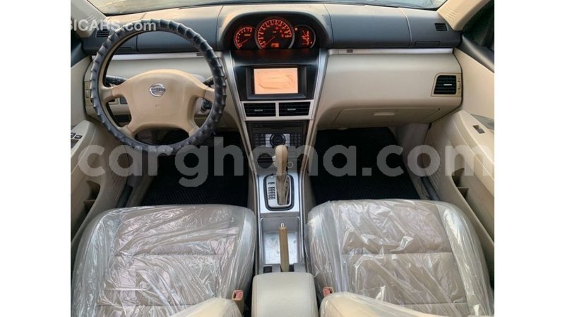 Big with watermark nissan evalia ashanti import dubai 49377