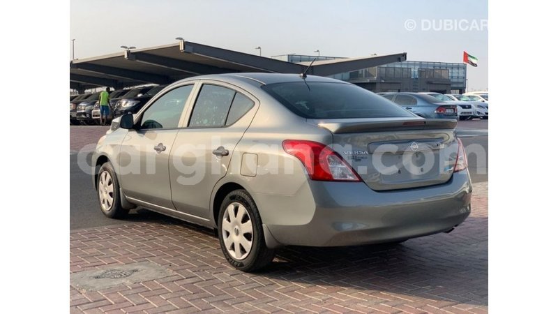 Big with watermark nissan versa ashanti import dubai 49378