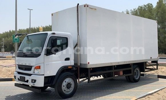 Ra Imported Mitsubishi Fuso funfun Ọkọ̀ akẹ́rù ńlá in Import - Dubai ni Ashanti Ra Imported Mitsubishi Fuso funfun Ọkọ̀ akẹ́rù ńlá in Import - Dubai ni Ashanti