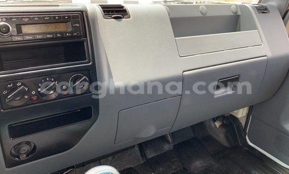 Ra Imported Mitsubishi Fuso funfun Ọkọ̀ akẹ́rù ńlá in Import - Dubai ni Ashanti Ra Imported Mitsubishi Fuso funfun Ọkọ̀ akẹ́rù ńlá in Import - Dubai ni Ashanti